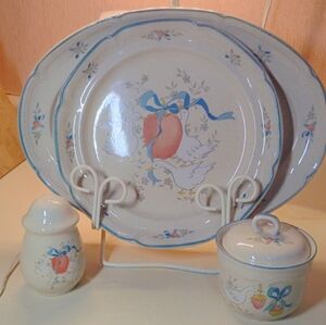 Vintage International Stoneware "Marmalade" Whimsical Geese Variety Set